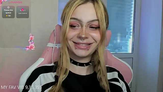 shy melony online show from 04/22/26, 01:29