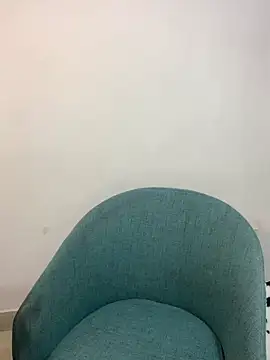 Snapshot of iam_Cami11 chatting on 12/12/24, 02:26 iam Cami11 online show from 12/12/24, 02:26