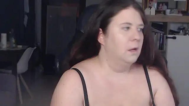 valerysexy online show from 07/07/26, 09:51