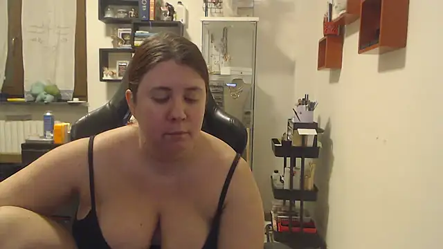 valerysexy online show from 11/27/25, 11:05