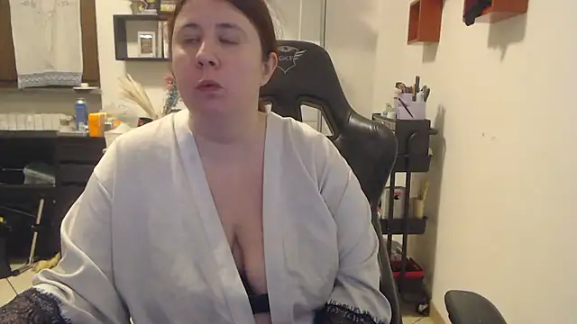 valerysexy online show from 12/03/25, 10:09