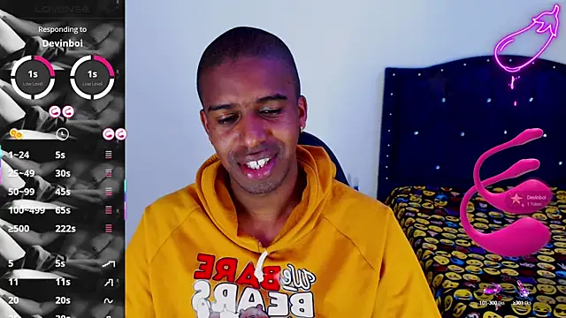 Snapshot of mrjhon26 chatting on 03/13/25, 08:43 mrjhon26 online show from 03/13/25, 08:43