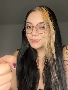 NatyOlson online show from 03/08/26, 04:16