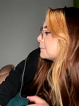 NatyOlson online show from 10/26/25, 02:56