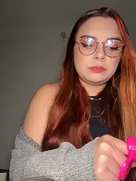 NatyOlson online show from 11/05/25, 04:26