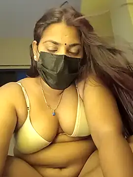 Snapshot of Hotmilfxox chatting on 03/09/25, 11:14 Hotmilfxox online show from 03/09/25, 11:14