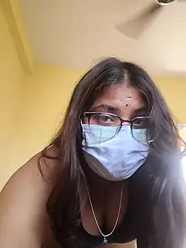 Snapshot of Hotmilfxox chatting on 04/08/26, 10:17 Hotmilfxox online show from 04/08/26, 10:17