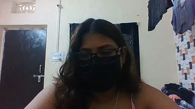 Snapshot of Hotmilfxox chatting on 06/21/26, 07:14 Hotmilfxox online show from 06/21/26, 07:14