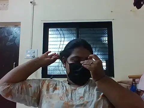 Hotmilfxox online show from 05/26/26, 10:13