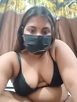 Snapshot of Hotmilfxox chatting on 01/25/25, 01:30 Hotmilfxox online show from 01/25/25, 01:30