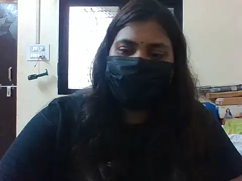 Hotmilfxox online show from 05/15/26, 07:39