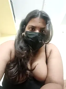 Hotmilfxox online show from 05/06/26, 06:23