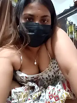 Snapshot of Hotmilfxox chatting on 01/06/25, 02:36 Hotmilfxox online show from 01/06/25, 02:36