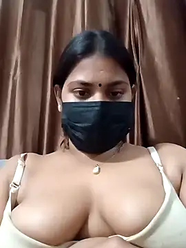 Snapshot of Hotmilfxox chatting on 01/07/25, 02:41 Hotmilfxox online show from 01/07/25, 02:41