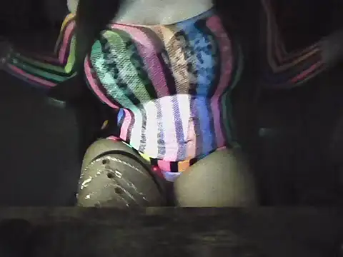 JulieJoe  online show from 10/29/25, 04:39