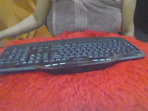 JulieJoe  online show from 11/11/25, 12:44