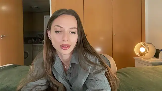 SweetTits26 online show from 05/06/26, 12:47