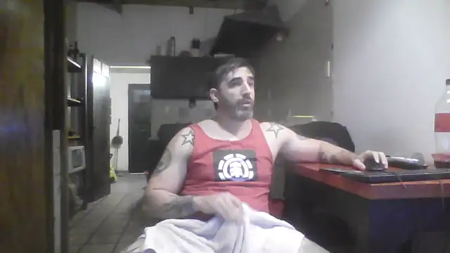 Snapshot of ozzypsico13 chatting on 09/10/25, 10:42 ozzypsico13 online show from 09/10/25, 10:42