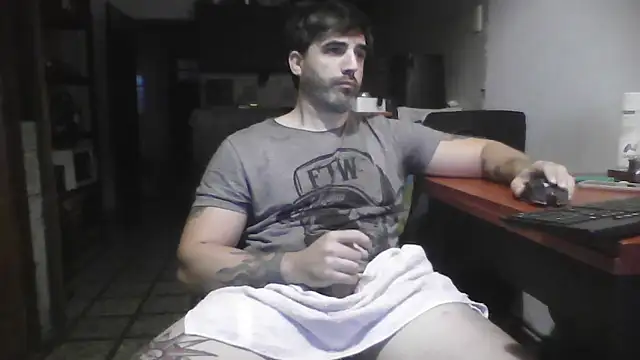 ozzypsico13 online show from 04/16/26, 09:37