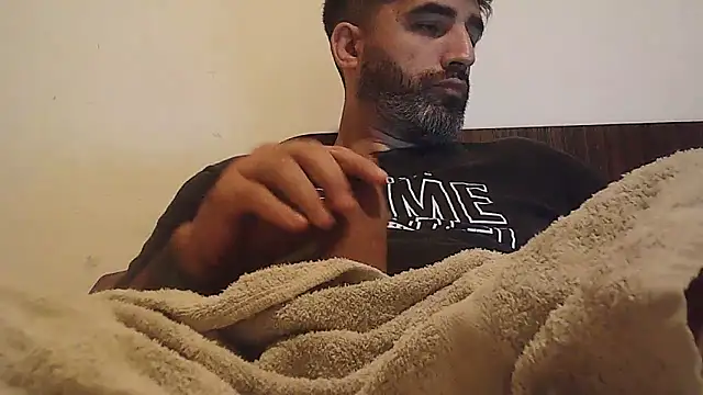 ozzypsico13 online show from 04/24/26, 01:51