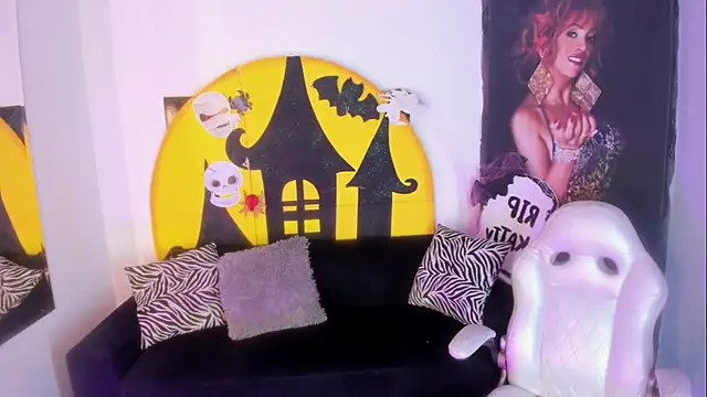 Tasha Sant online show from 10/25/25, 12:50