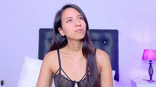 Skinny hottie18 online show from 04/02/26, 03:51