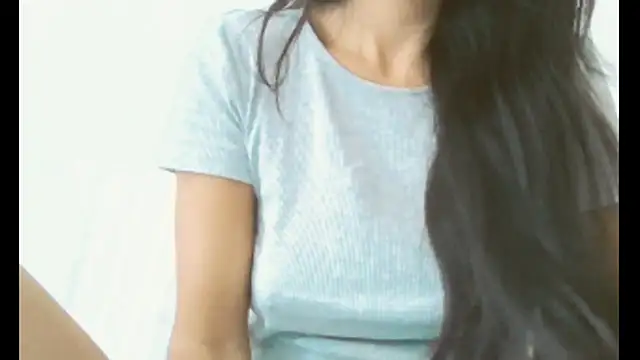 Snapshot of melaniy chatting on 10/08/25, 08:38 melaniy online show from 10/08/25, 08:38