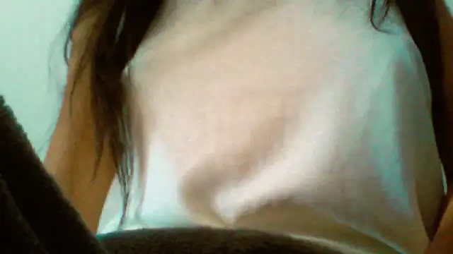 Snapshot of melaniy chatting on 10/29/25, 11:20 melaniy online show from 10/29/25, 11:20