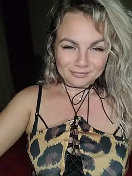 candy queeen online show from 07/07/26, 10:02