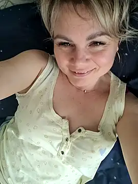 candy queeen online show from 03/31/26, 11:01