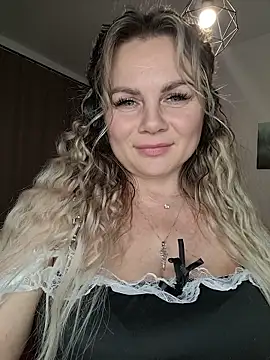 candy queeen online show from 01/13/26, 02:43