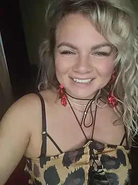candy queeen online show from 07/10/26, 04:23