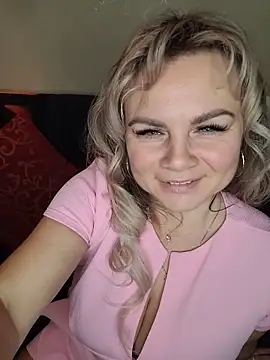 candy queeen online show from 11/23/25, 02:32