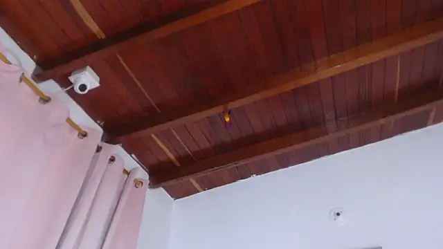 Amara Red online show from 02/03/26, 10:53