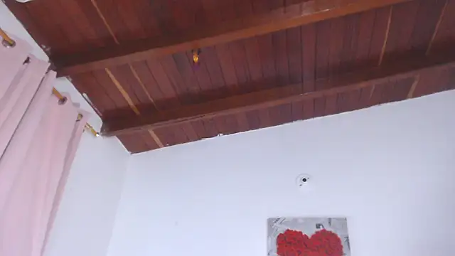 Amara Red online show from 11/28/25, 11:32