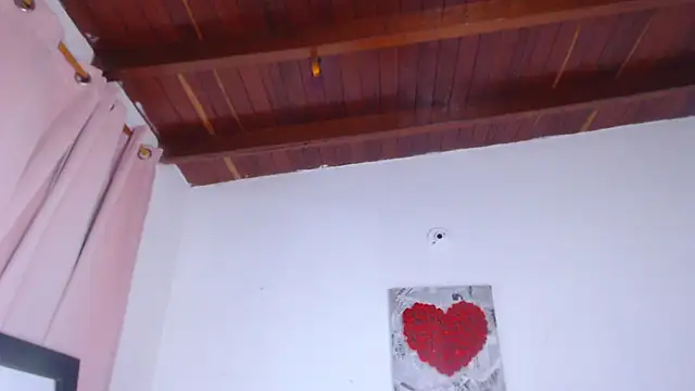 Amara Red online show from 02/05/26, 11:06