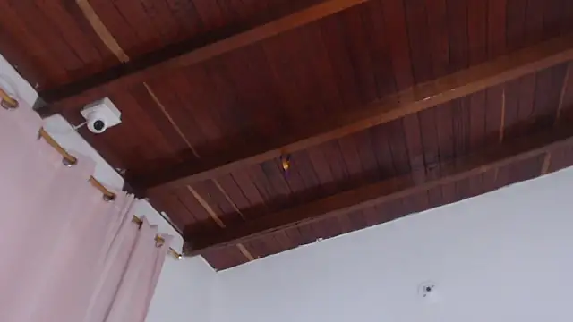 Amara Red online show from 12/19/25, 11:12