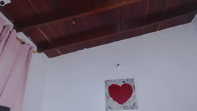 Amara Red online show from 10/28/25, 11:09