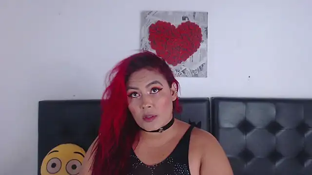 Amara Red online show from 11/05/25, 11:24