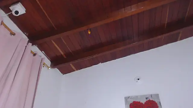 Amara Red online show from 11/27/25, 11:10