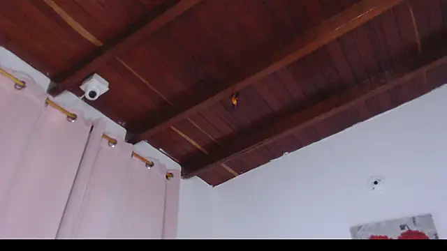 Amara Red online show from 04/08/26, 11:22