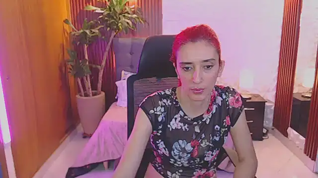 Ruby Your Milf online show from 02/26/25, 12:30