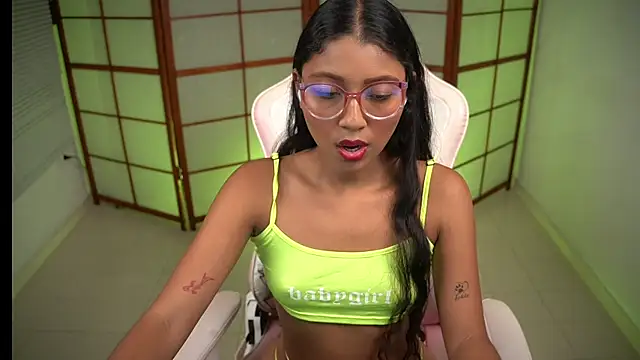 small emilie online show from 11/19/25, 01:55