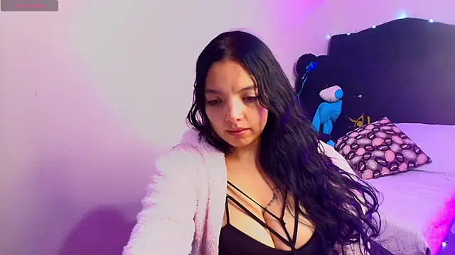 Snapshot of loren_tits24 chatting on 05/09/26, 10:46 loren tits24 online show from 05/09/26, 10:46