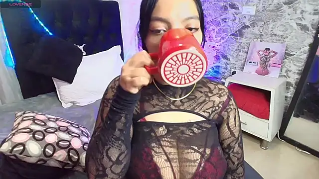 loren tits24 online show from 03/17/26, 08:01
