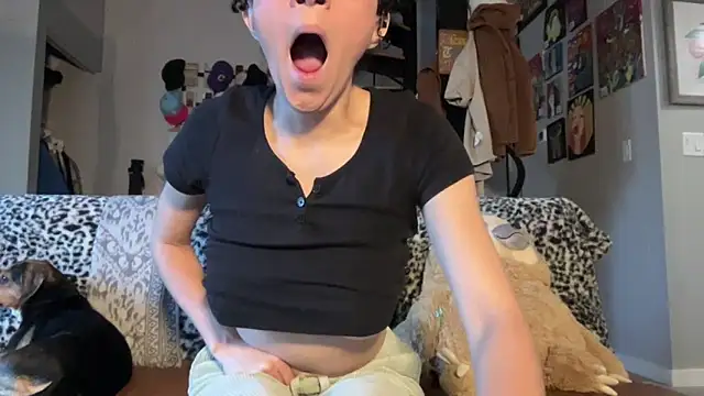 Snapshot of babybimbo chatting on 10/16/25, 04:15 babybimbo online show from 10/16/25, 04:15