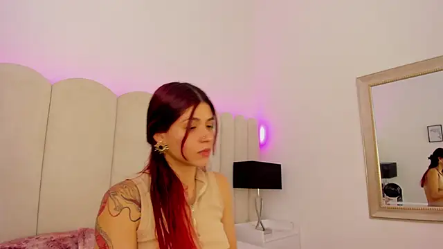 AnnyCherry  online show from 11/21/25, 07:57