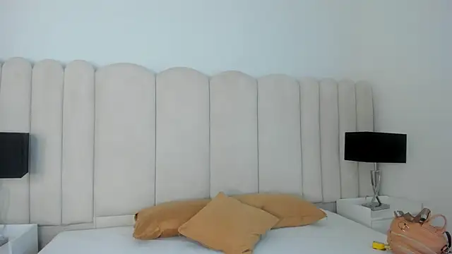 AnnyCherry  online show from 05/20/26, 12:07