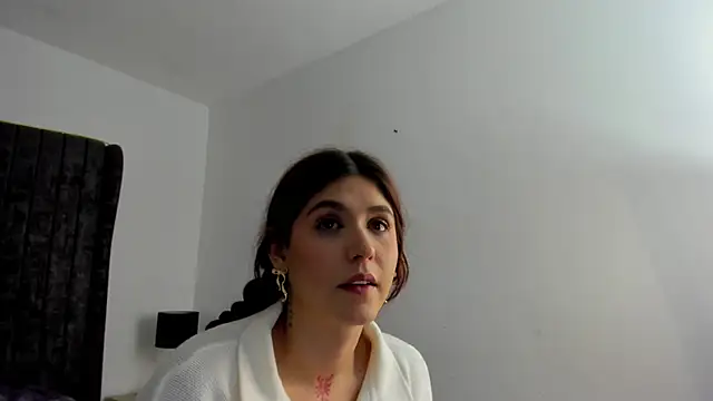AnnyCherry  online show from 04/10/26, 01:45