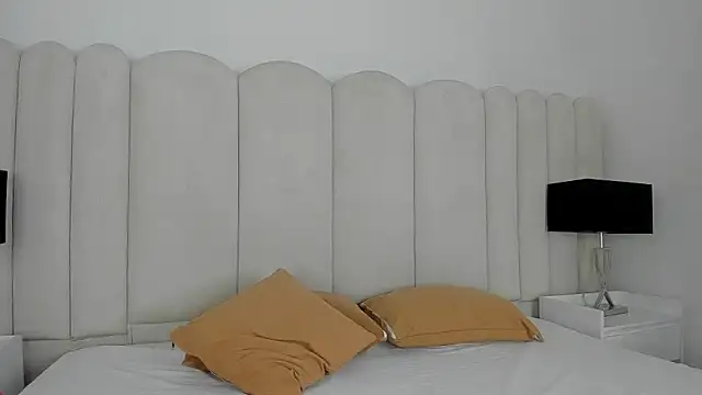 AnnyCherry  online show from 05/09/26, 12:36